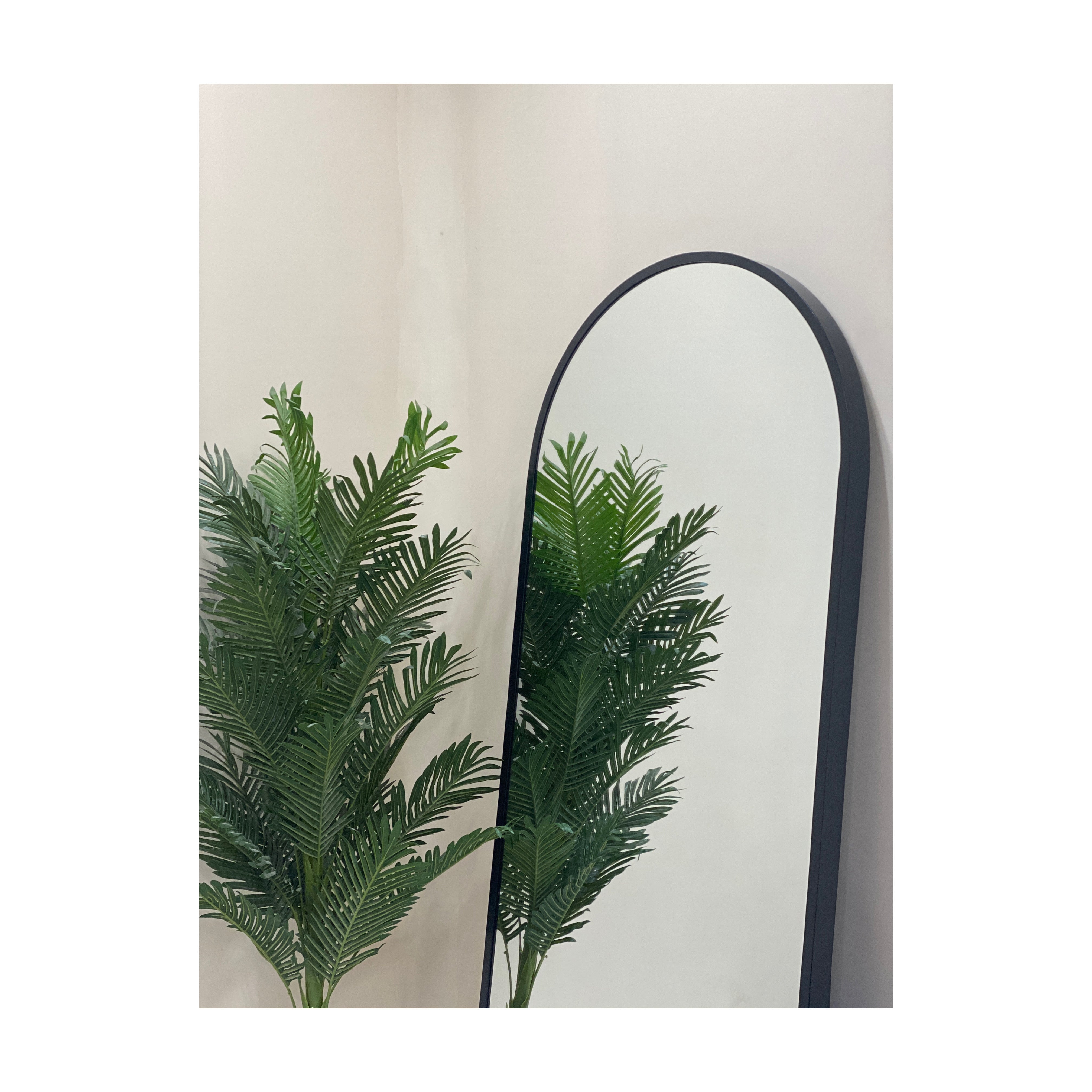 U Arch Mirror - Black