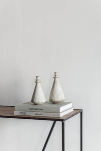 Entryway console table - Metal and wood close up